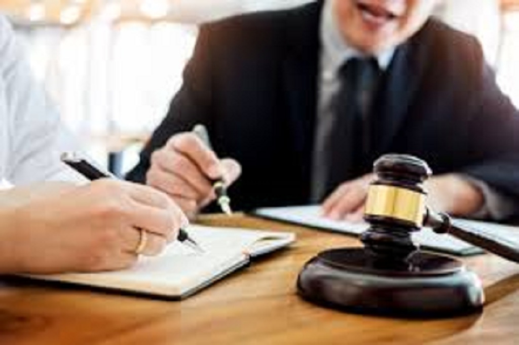 Confused Choosing the Right Lawyer for You?