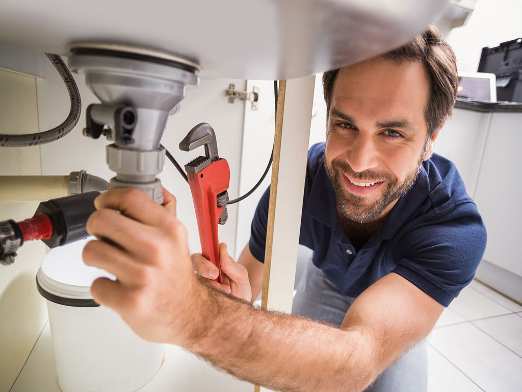 The Reason For The Broken Pipe Must Be Repaired Quickly