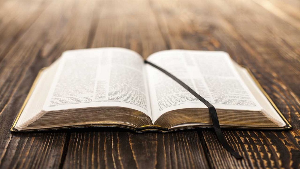 Bible-Based Advice for Achieving Financial Freedom: Escaping the Rat Race
