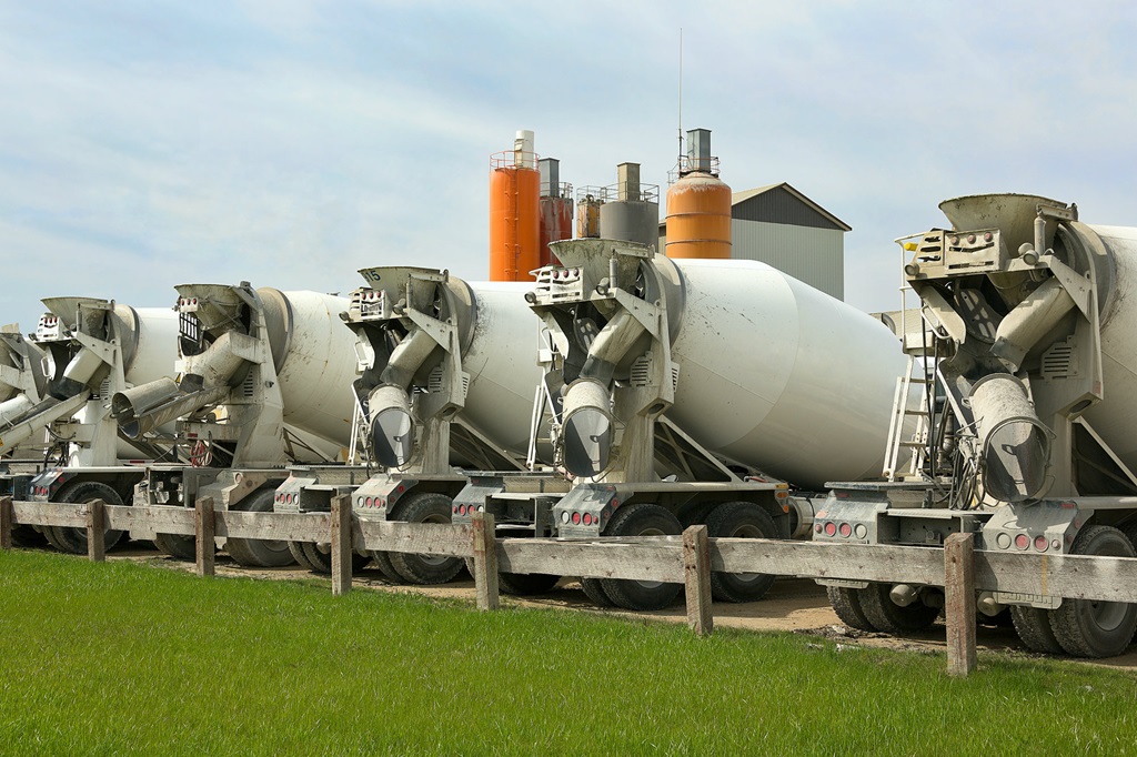 Concrete Calamities: Avoid These Blunders When Ordering Ready Mix Concrete in Toronto