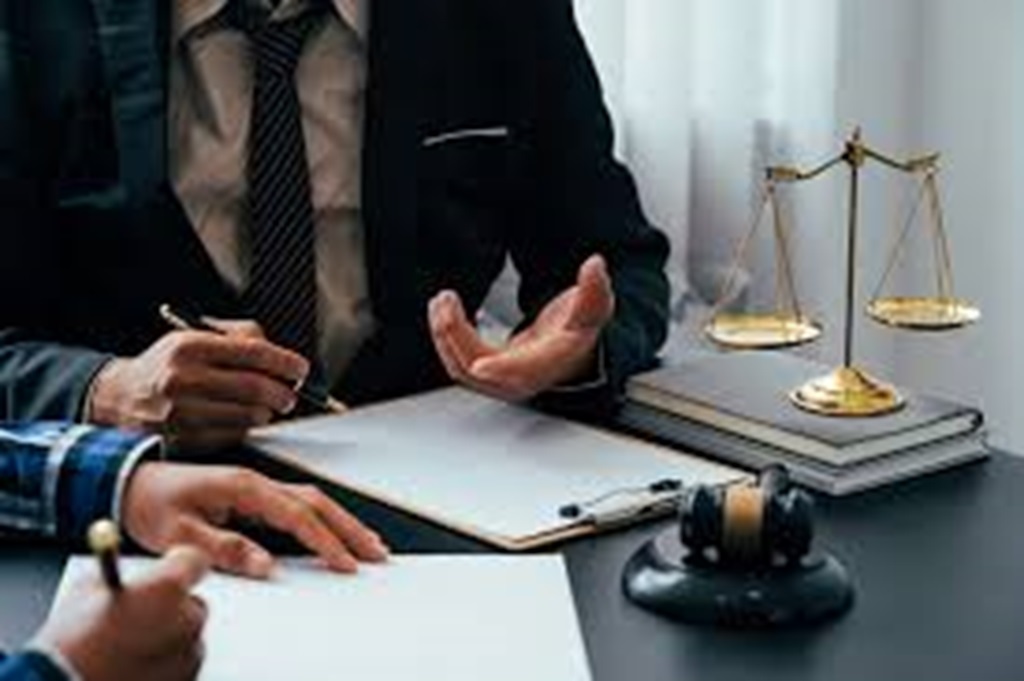 Cracking the Breathalyzer Code: Fort Myers DUI Lawyers Speak Up