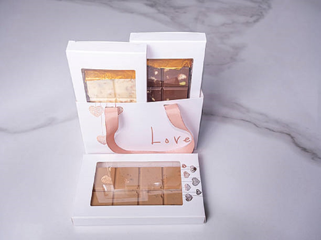 Custom Packaging Boxes for Takeaway: Blending Safety with Design Excellence